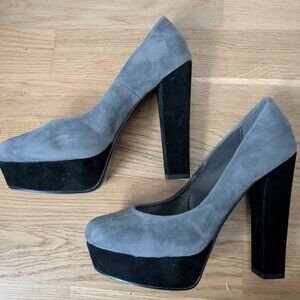 NEW Gray Suede Pumps